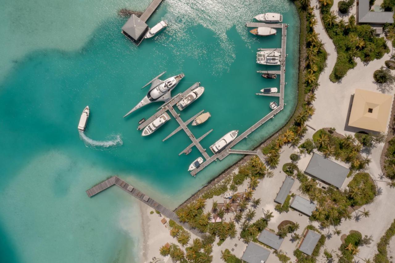 Patina Maldives, Fari Islands Hotel Gaafaru Exterior photo
